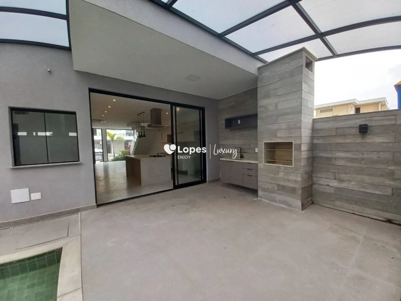 Unfurnished 4-bedroom house with 5 bathrooms and 329 m² — photo 13