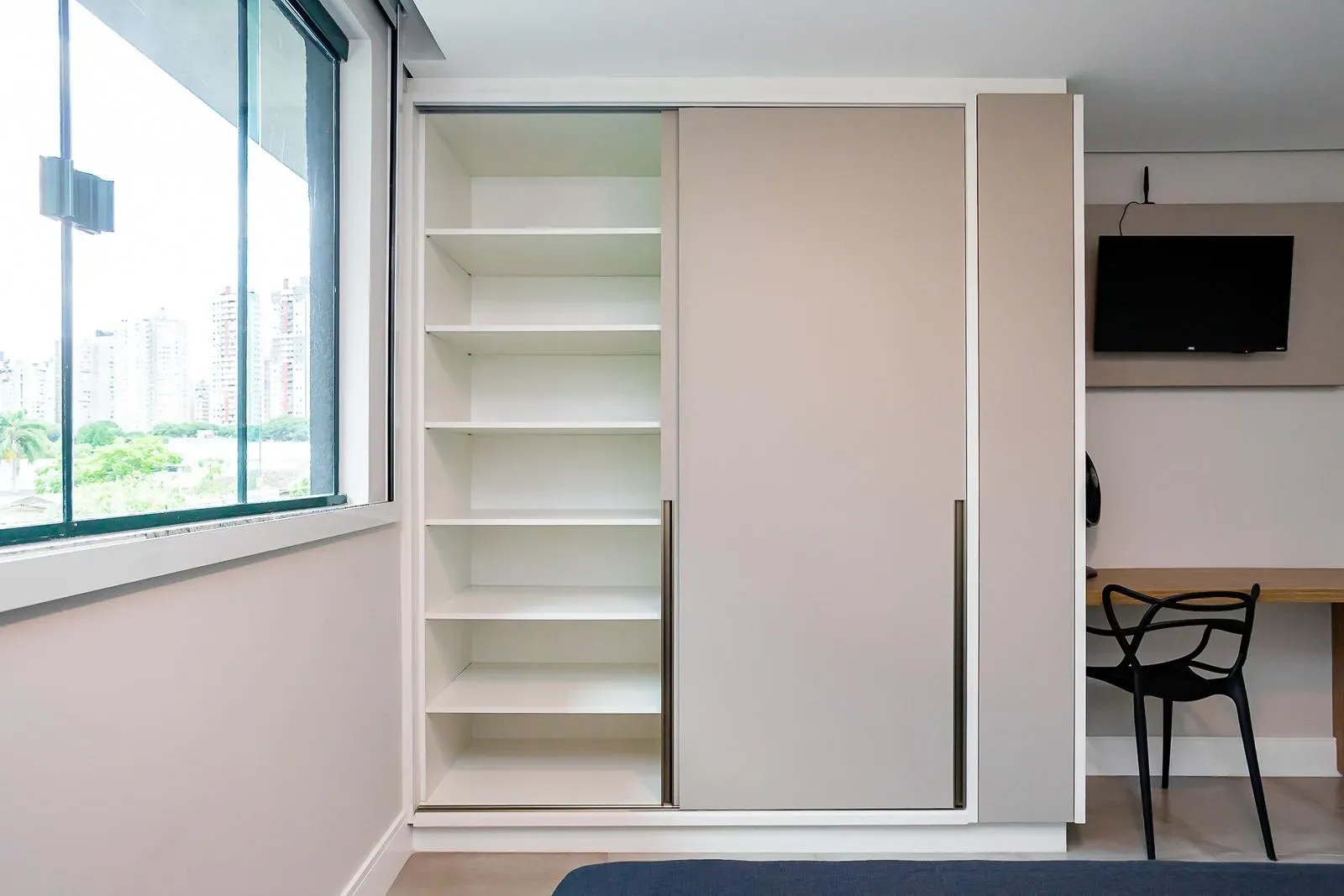 Furnished 27 m² apartment with 1 en-suite and no parking — photo 32