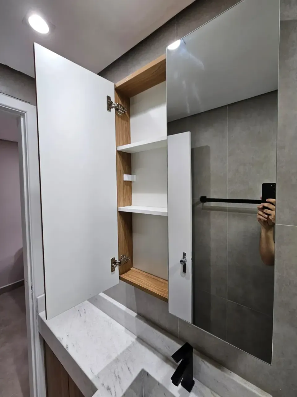 1-bedroom apartment with an equipped kitchenette corner — photo 13