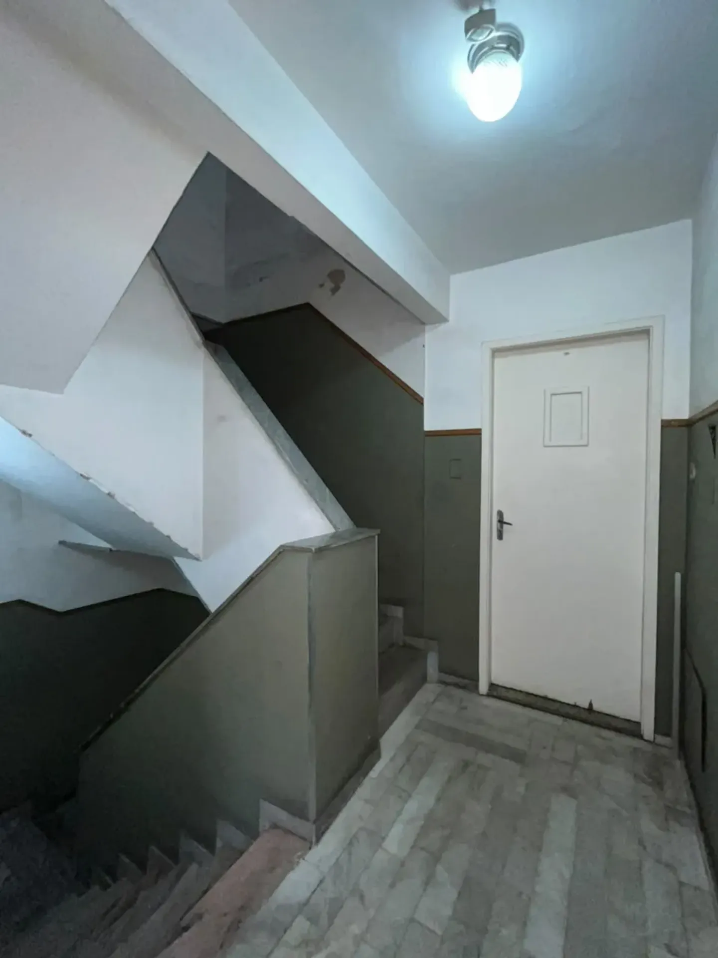 1 quarto e banheira: apartamento de 45 m² — photo 10