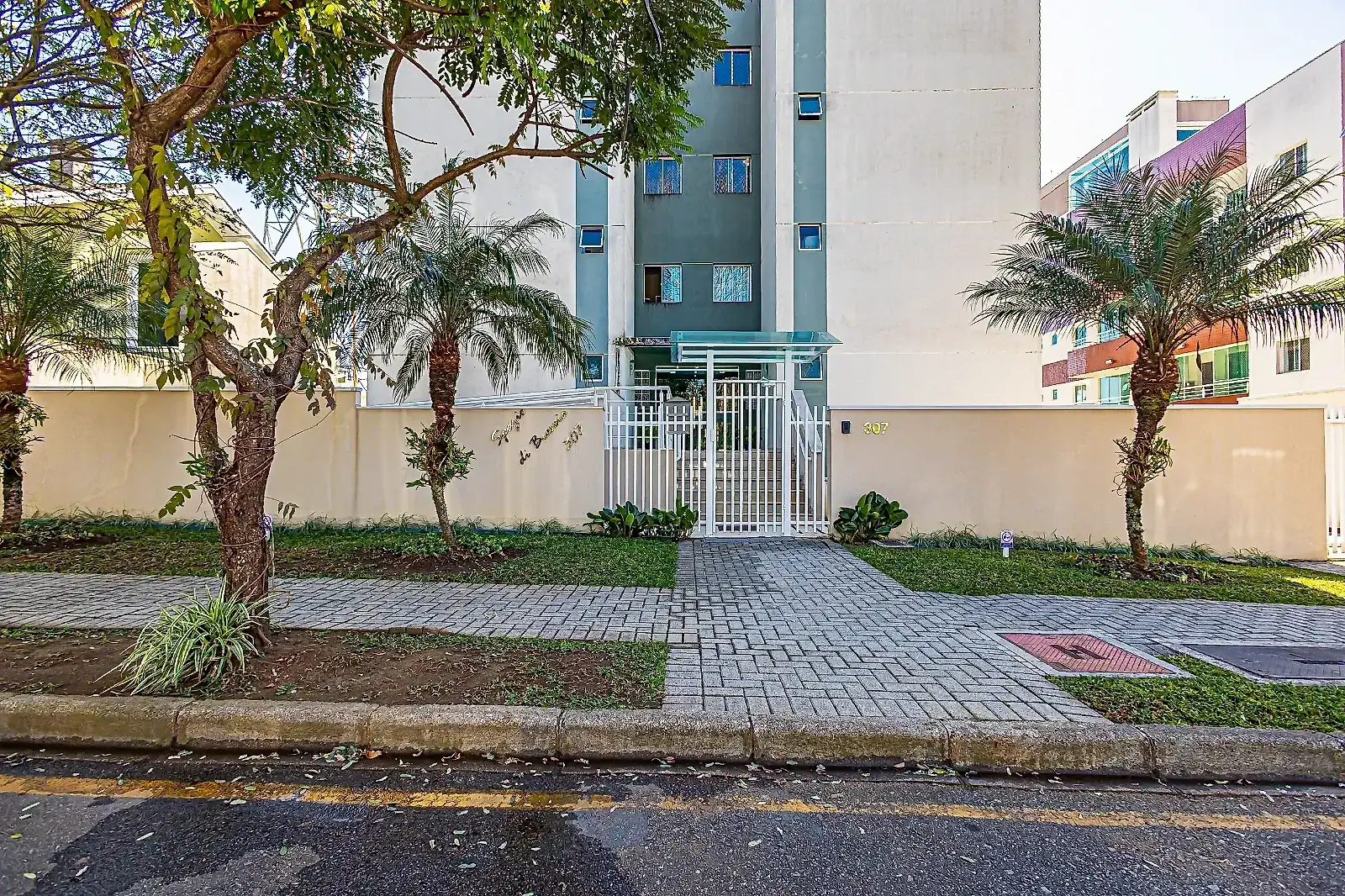 Apartamento de 2 quartos com varanda gourmet, Bacacheri — photo 14