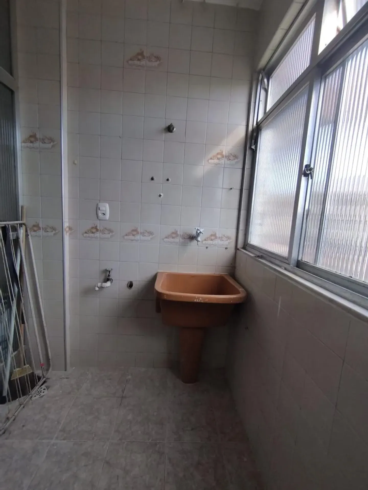 Rental apartment with 2 bedrooms and a private garden — photo 6
