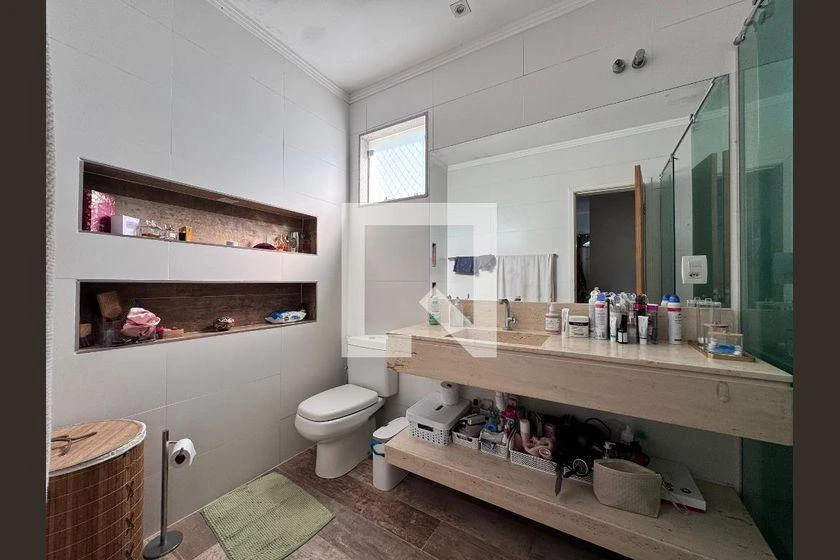 Condominium house with 4 en-suite bedrooms and 800 m² — photo 32