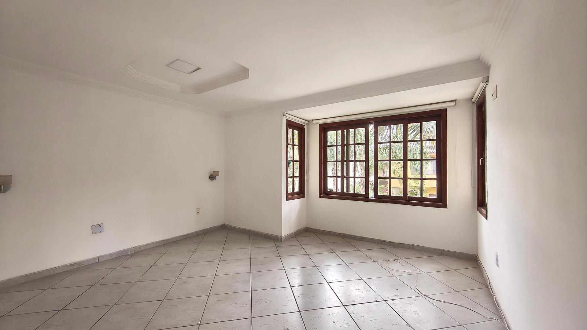 3-bedroom house with a walk-in closet in Rio de Janeiro — photo 3