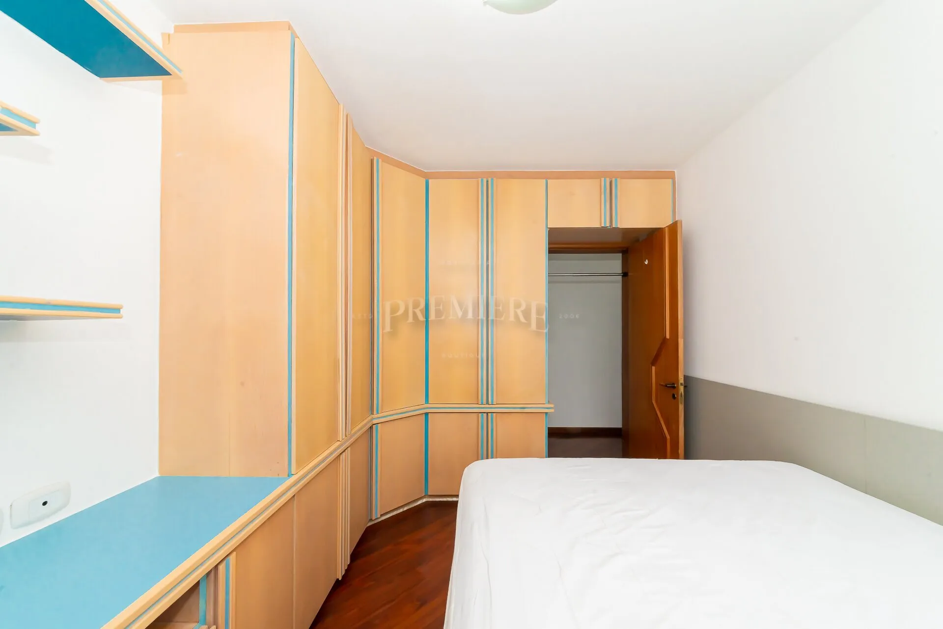 Apartamento de 4 dormitorios con balcón, 265 m² y 2 plazas — photo 24