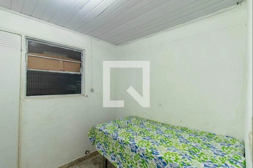 Rental house with 2 bedrooms and a laundry area — photo 19