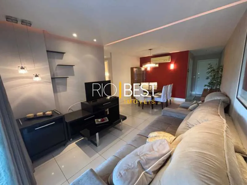 Furnished 3-bedroom apartment with balcony — photo 13