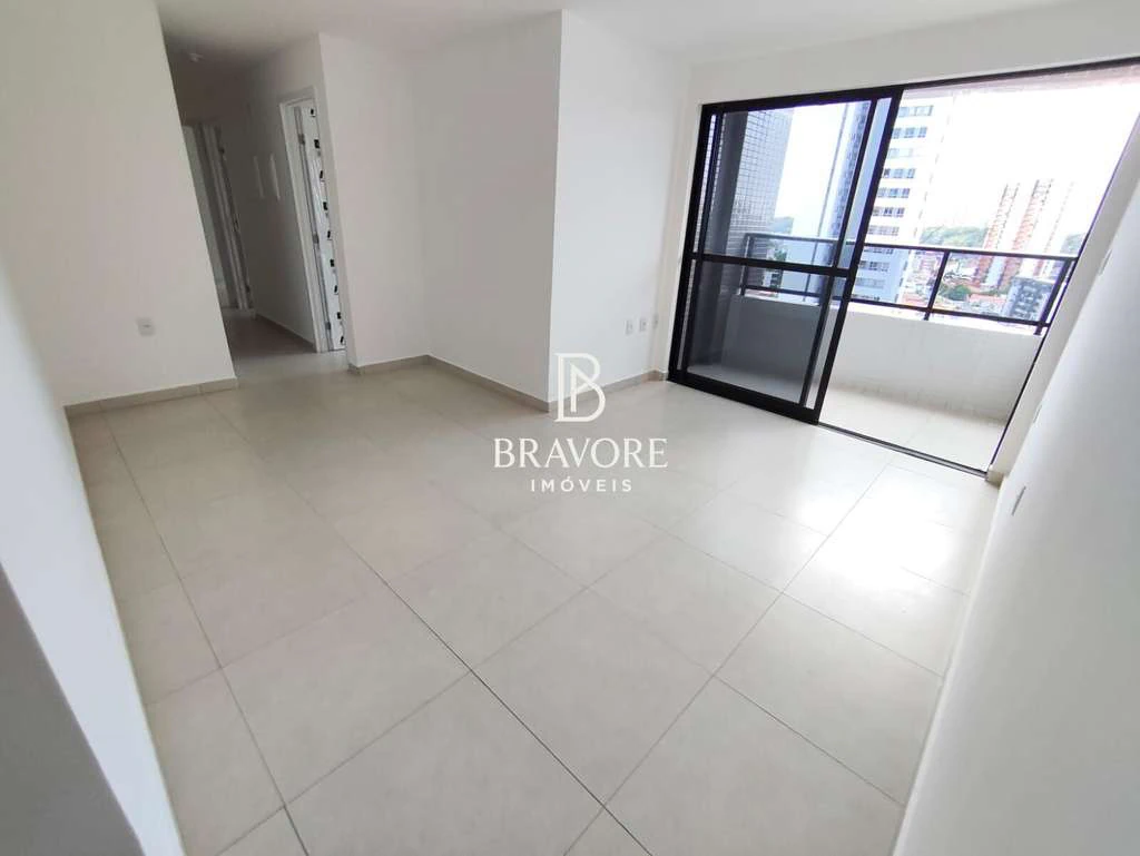3-bedroom apartment with city view and balcony