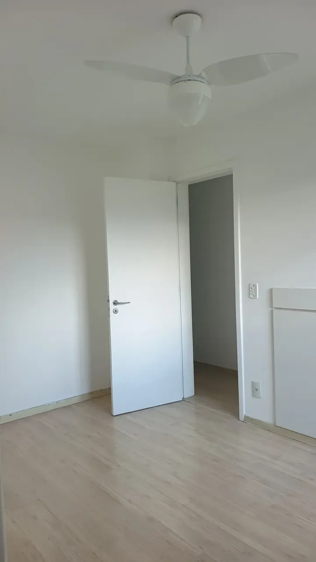 4-bedroom apartment with a mountain view in Rio de Janeiro — photo 10