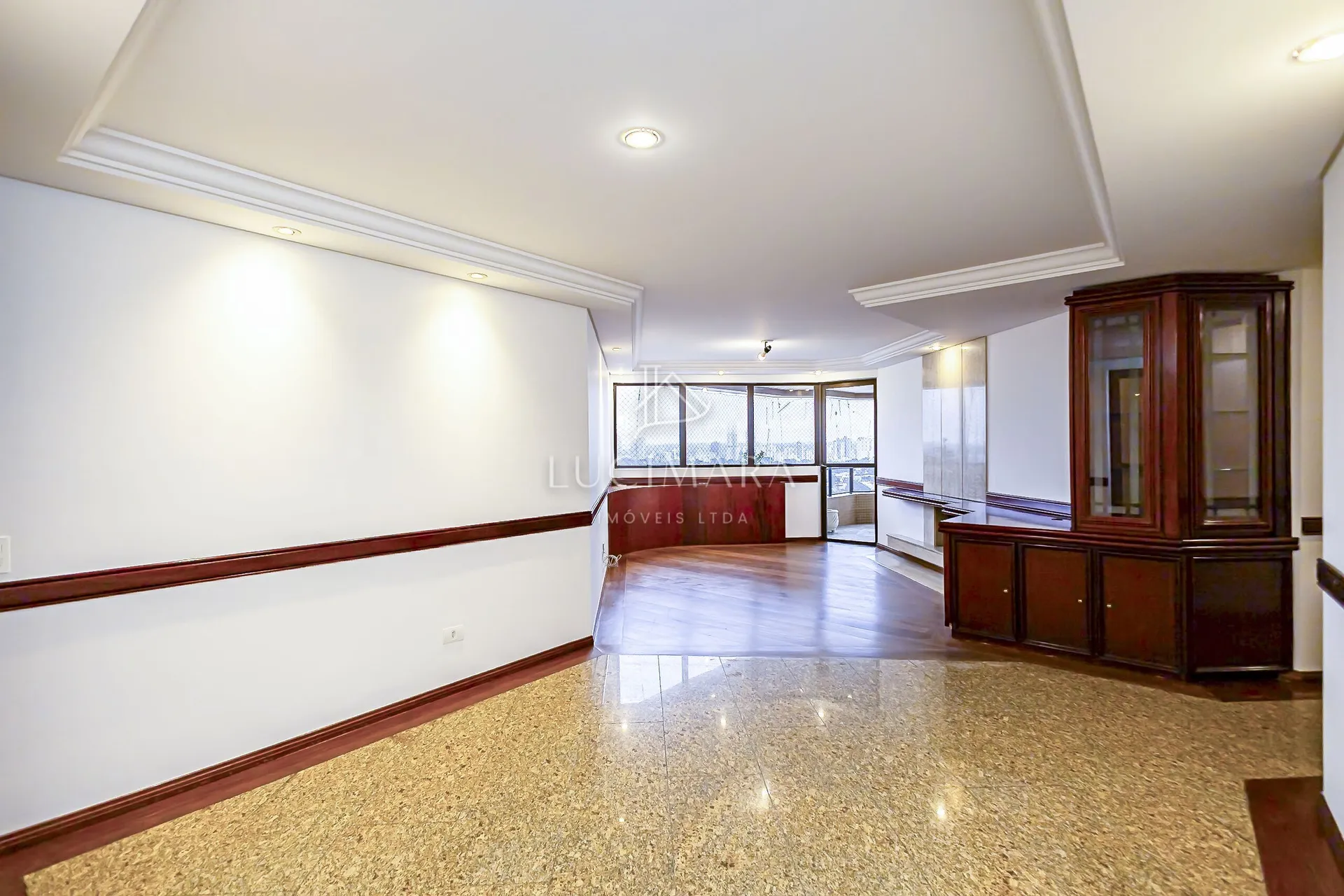 Незамеблированная квартира с 4 спальнями 427 м² — photo 29