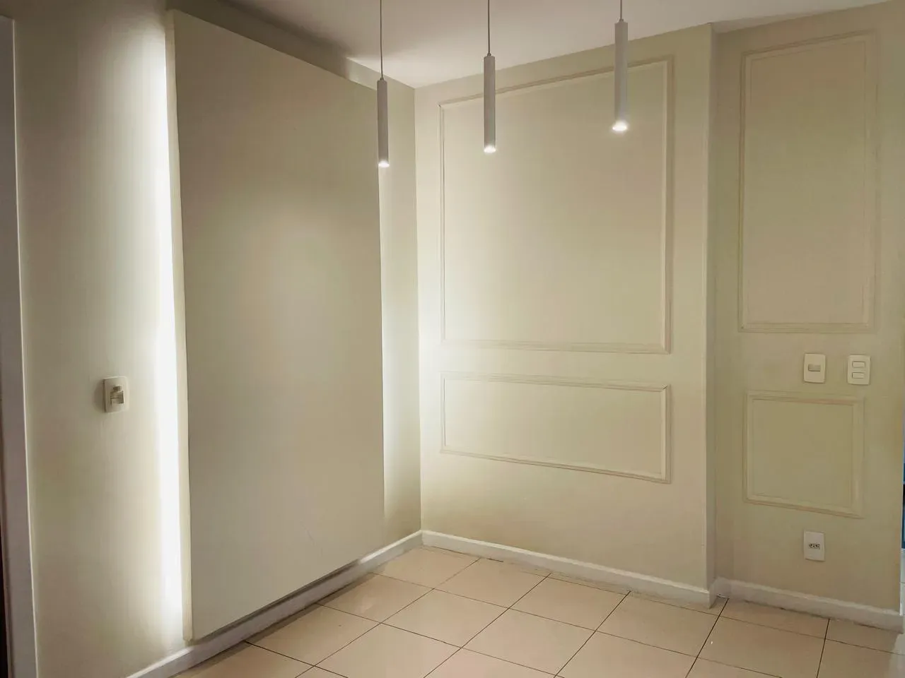 2-bedroom apartment with floor-to-ceiling windows — photo 19