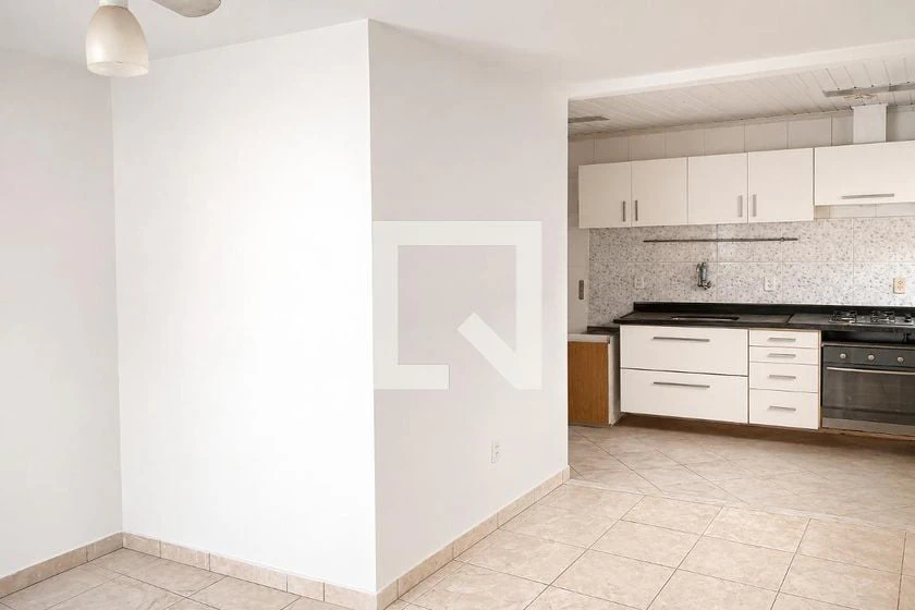 Rental house with 4 bedrooms and 115 m² — photo 3