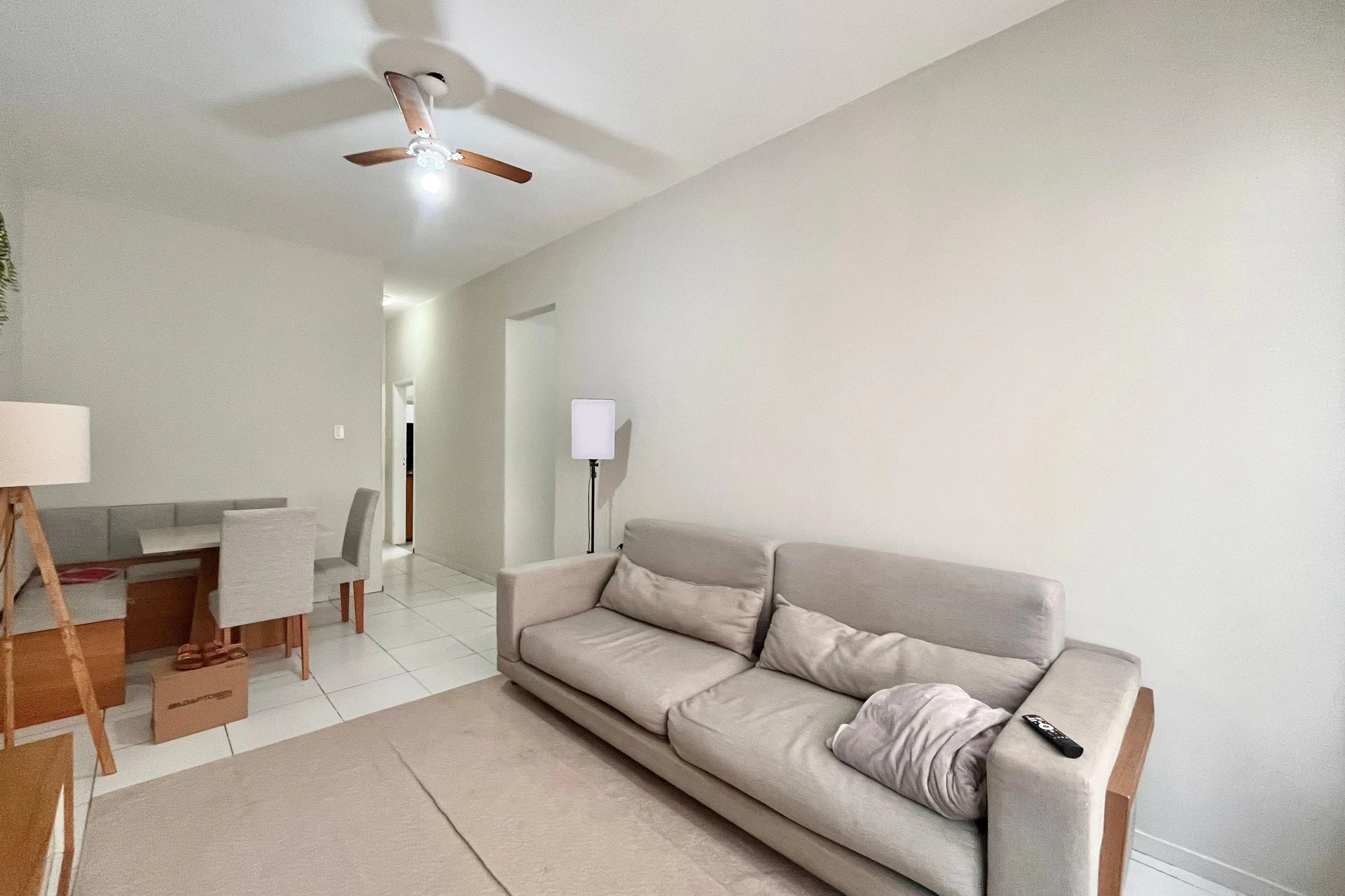 Furnished apartment with 2 bedrooms and 1 bathroom — photo 13