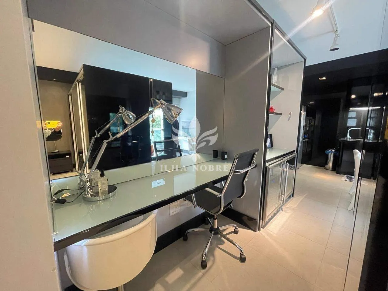 Furnished 70 m² studio with private barbecue — photo 3