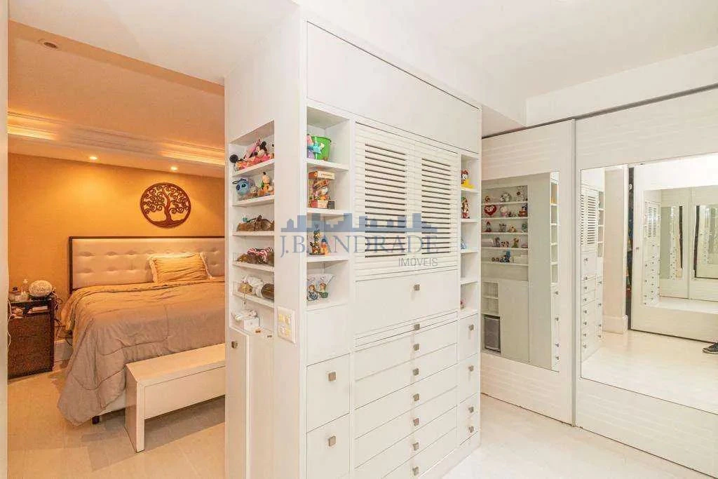 4-bedroom apartment in a building with a sauna — photo 21