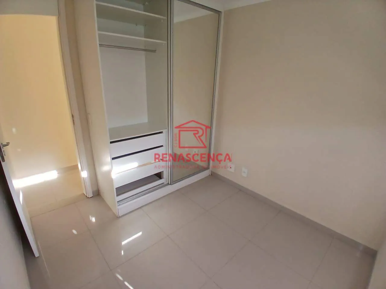 Apartamento com 2 quartos e varanda — photo 21