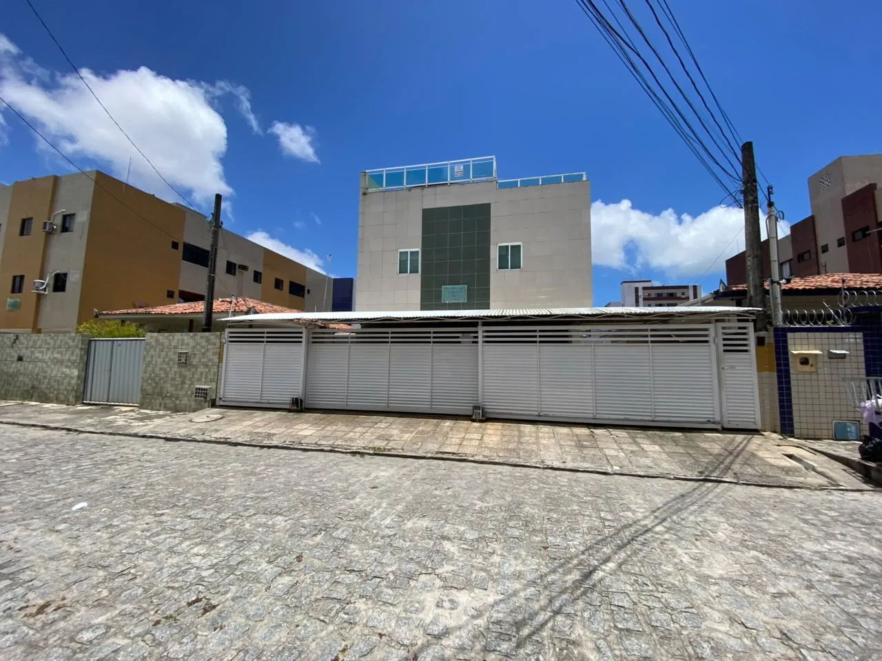 Квартира с 3 спальнями, в доме есть бассейн — photo 10