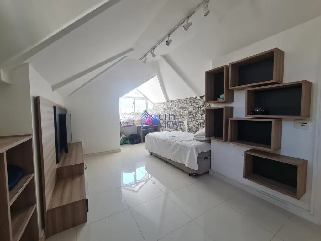 Casa com 3 dormitórios e 4 banheiros de 400 m² — photo 19