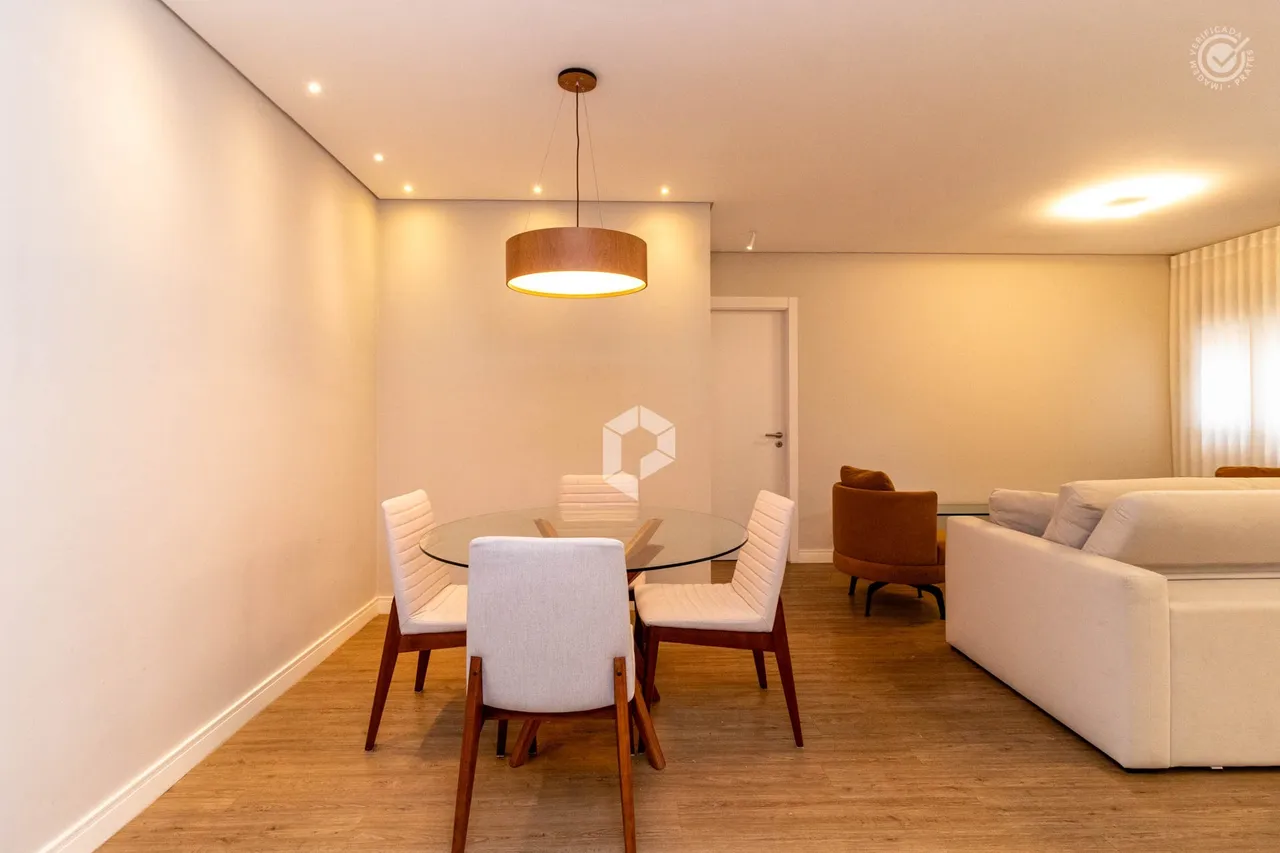Furnished apartment with 3 bedrooms and 4 bathrooms — photo 13