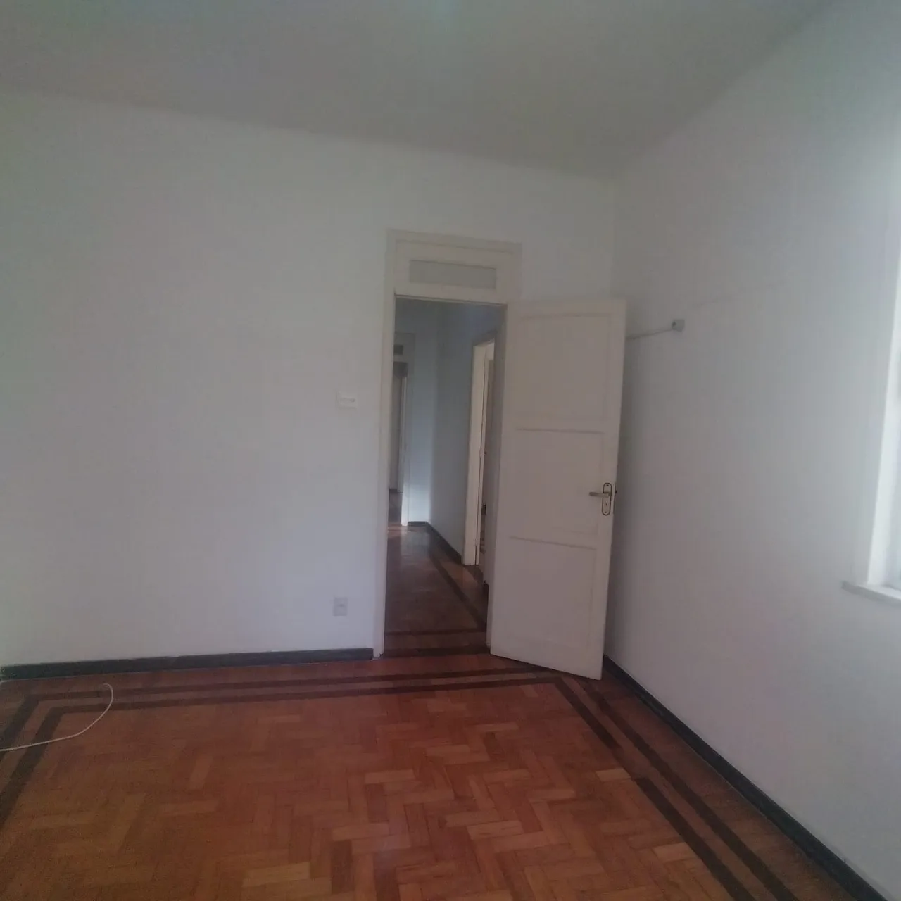 Apartment with 3 bedrooms and a separate kitchen — photo 2