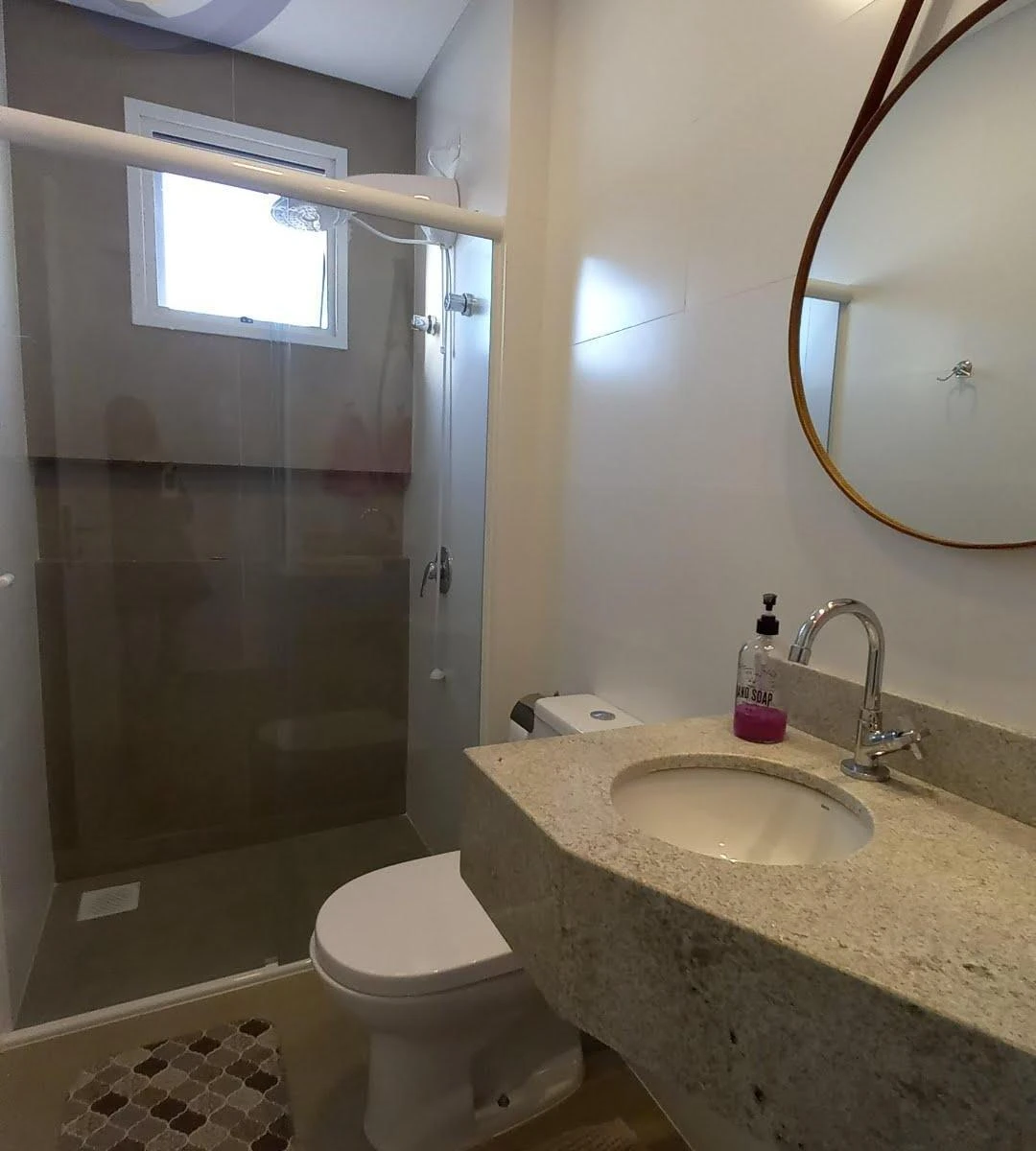 One-bedroom apartment with a water view in Florianópolis — photo 12