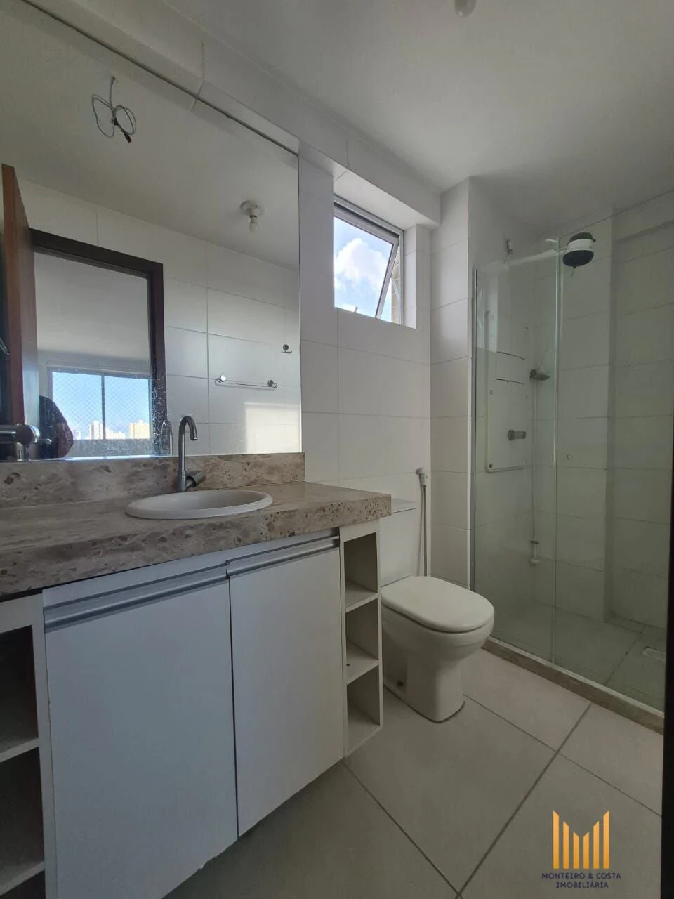 Furnished apartment, 102 m², with a washing machine — photo 12
