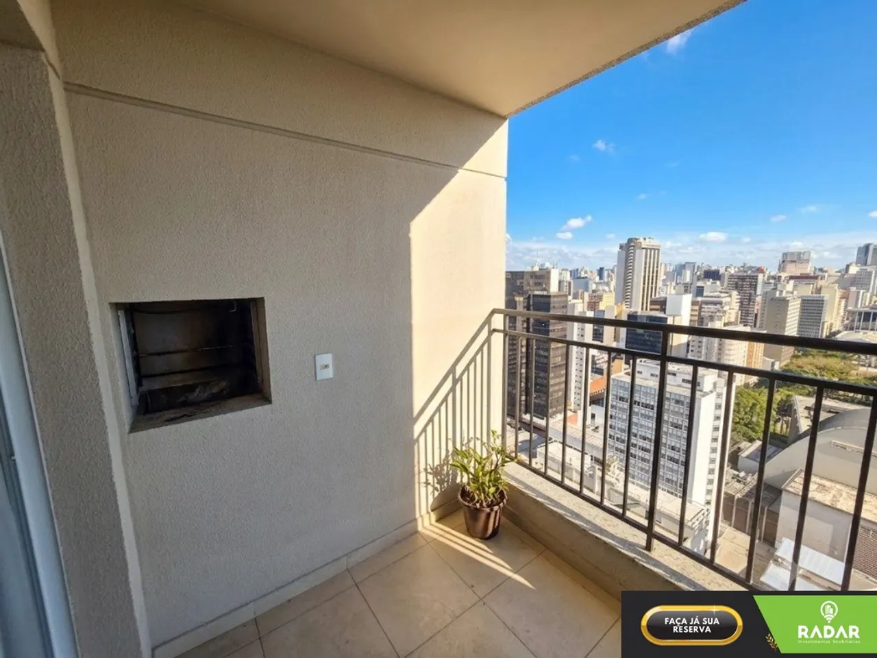 Furnished 1-bedroom apartment with 84 m² and parking — photo 4