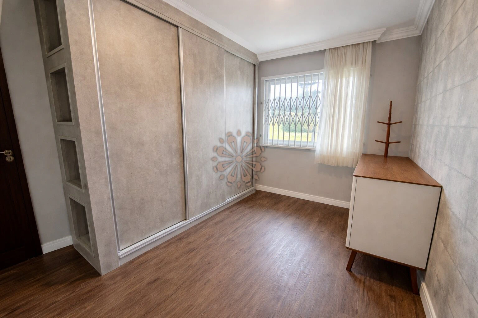 3-bedroom house with a home office in Curitiba — photo 18