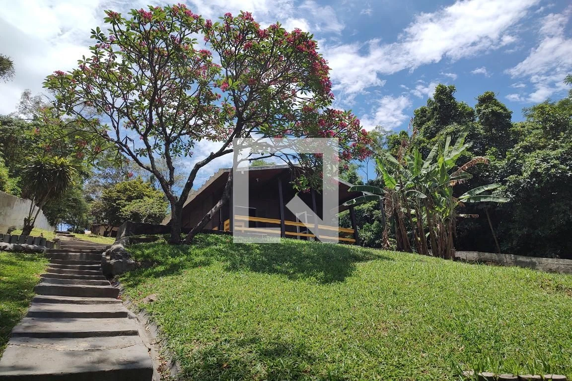 Casa para locação com 3 quartos e 280 m² — photo 76
