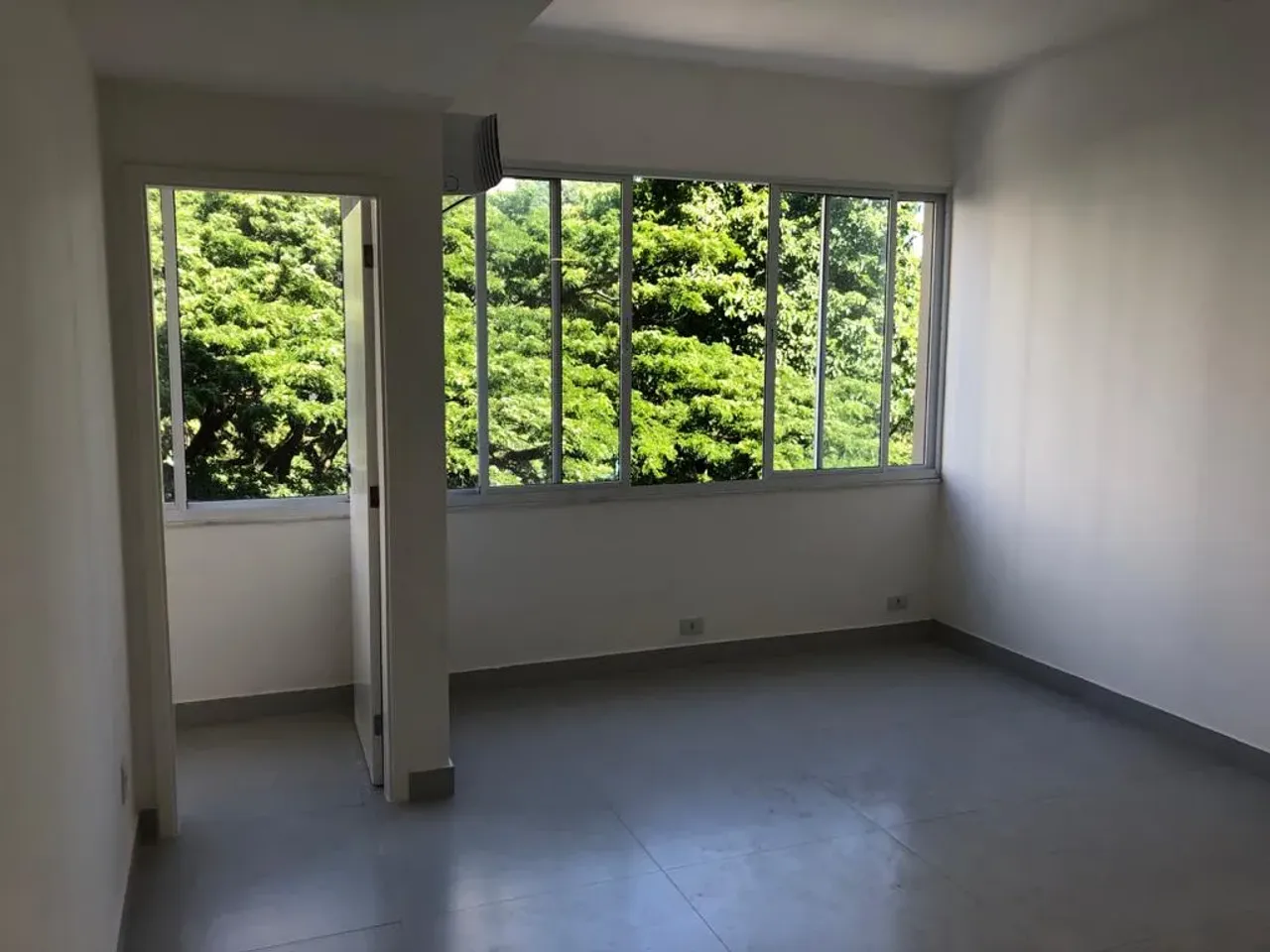 Apartamento com 2 quartos, cozinha fechada e 1 vaga — photo 11