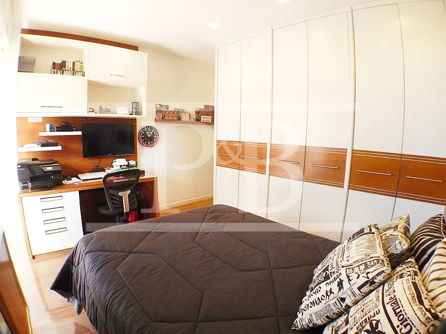 3-bedroom apartment with open-plan kitchen, 270 m² — photo 23