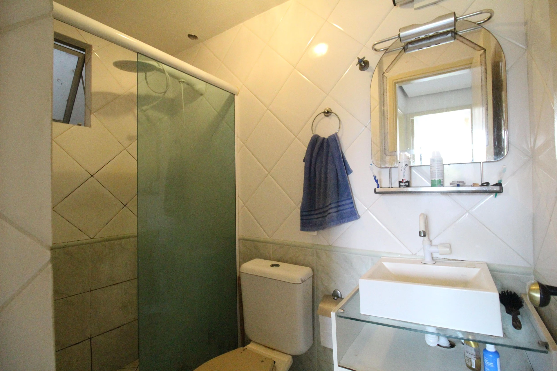 Unfurnished 2-bedroom apartment with 1 bath and parking — photo 16