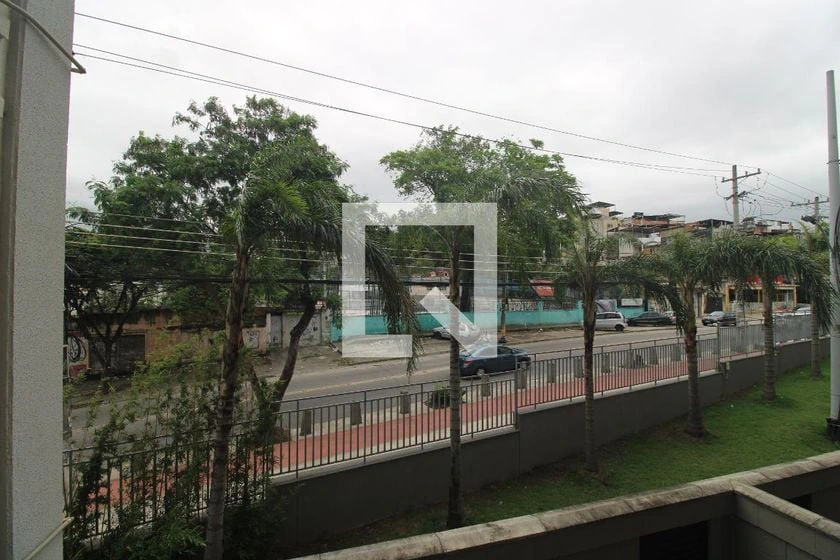 Apartamento de 2 quartos em condomínio com piscina — photo 12