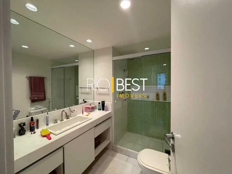 Apartamento de 4 quartos com cozinha integrada ao living — photo 18