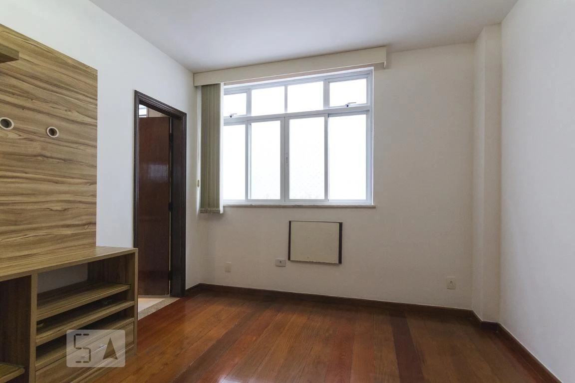 195 m² rental apartment with 3 bedrooms and 2 parking spaces — photo 6