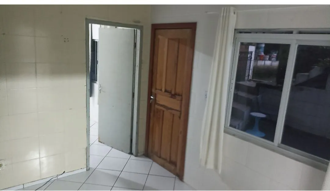 2-bedroom, 70 m² house in Florianópolis — photo 11
