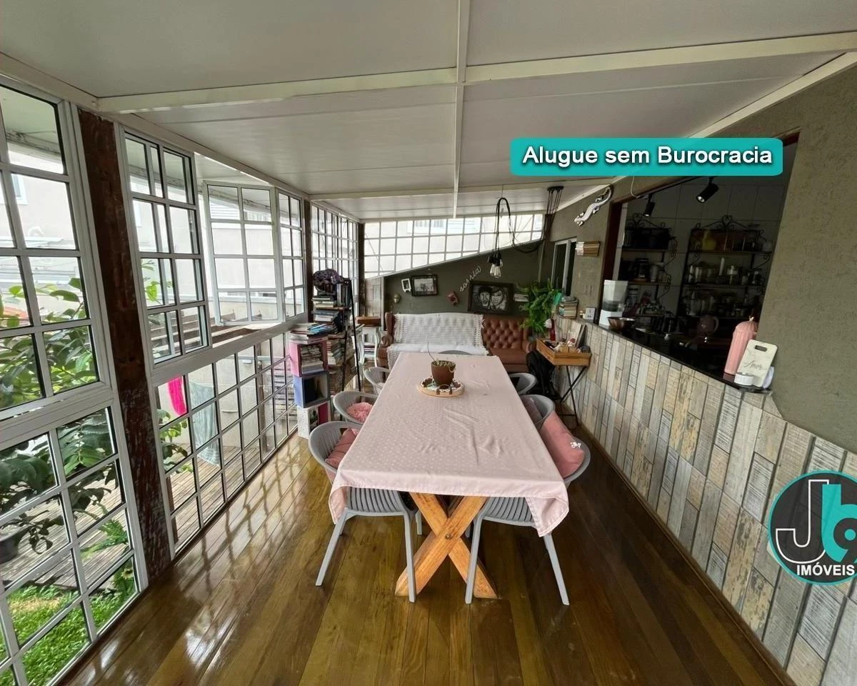Furnished house with 5 bedrooms and 3 bathrooms — photo 11
