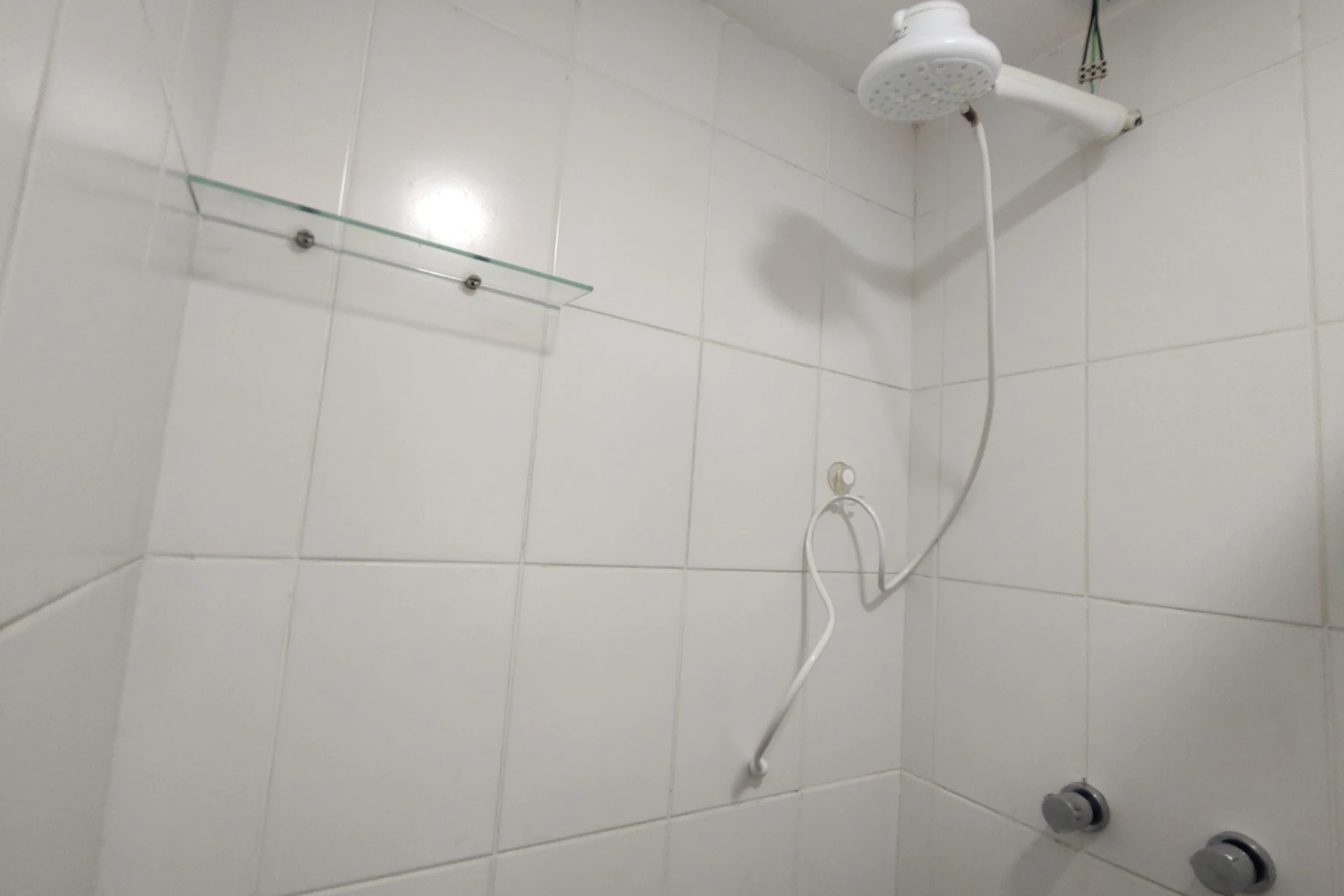 2-bedroom apartment in a building with a gym — photo 33
