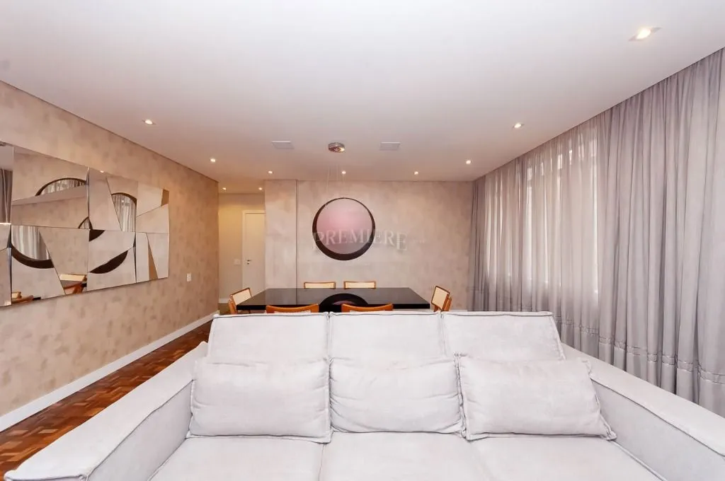 137 m² apartment with 3 bedrooms and 1 parking spot — photo 3
