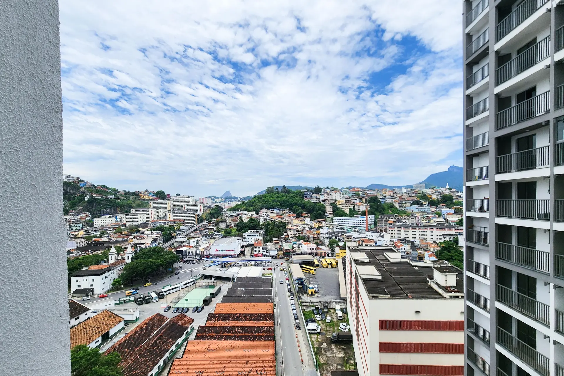 2 quartos e vista para as montanhas: apartamento de 48 m² — photo 9