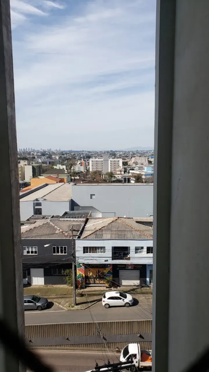 Apartamento com 2 quartos e box de vidro no banheiro — photo 5
