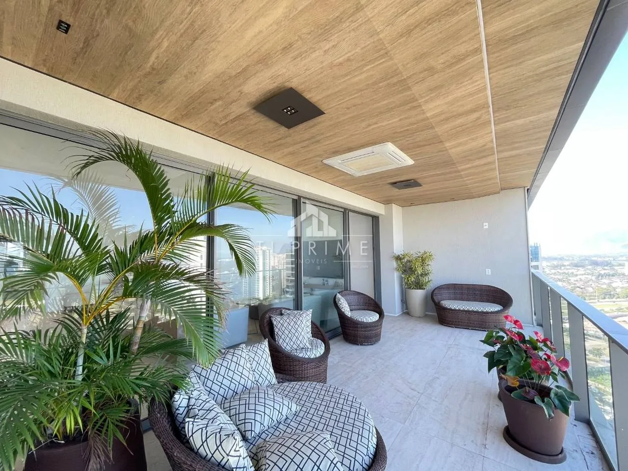 Rental apartment with balcony and 3 bedrooms — photo 11