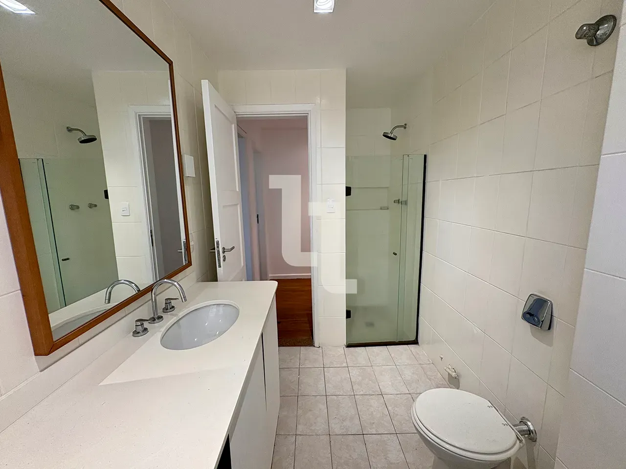 Home office in a 2-bedroom apartment, 85 m² — photo 12