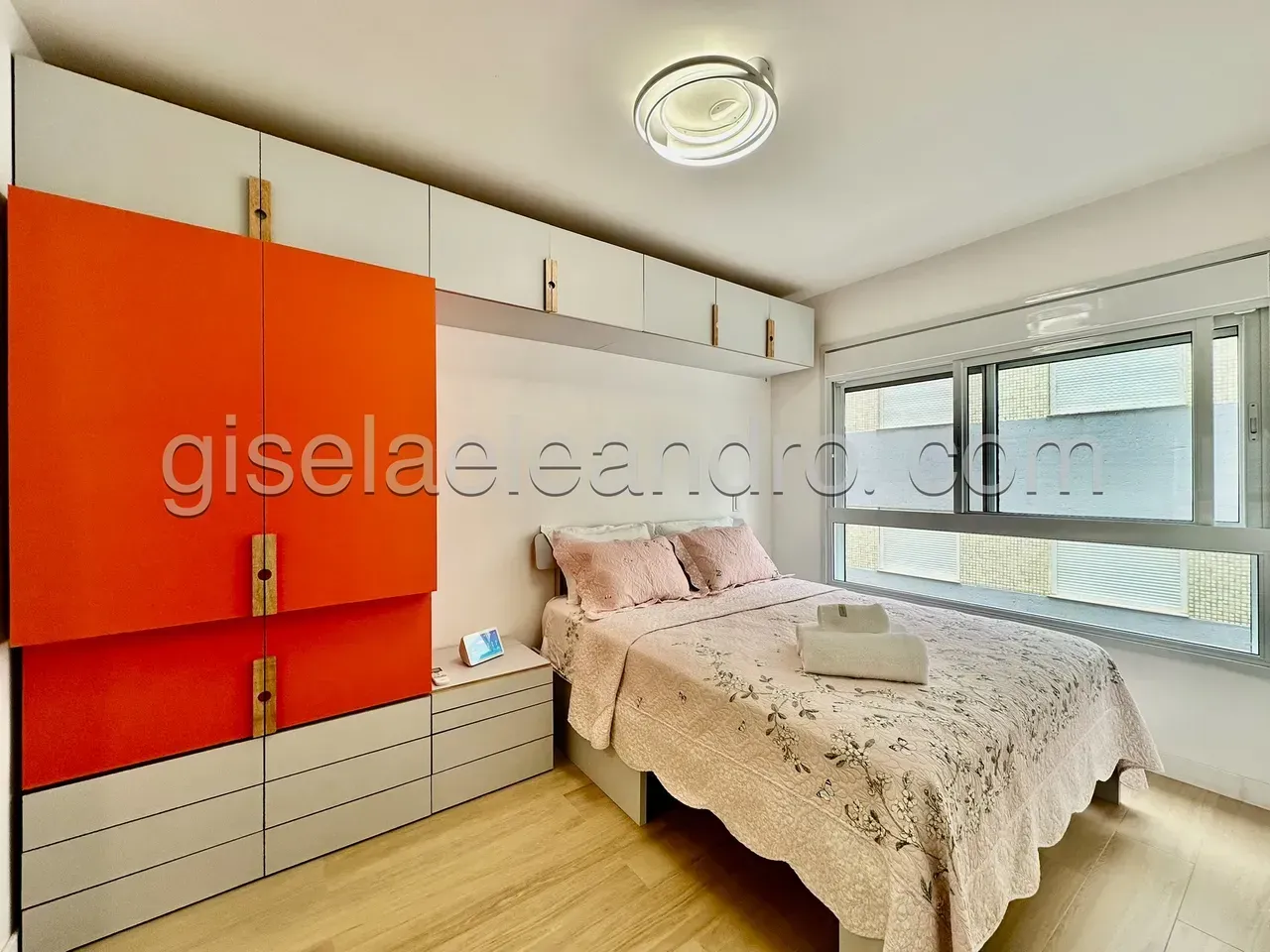 Furnished apartment with 2 bedrooms and 3 bathrooms and 2 parking — photo 3