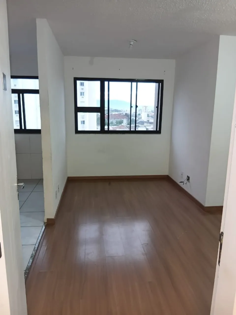 2-bedroom apartment with wood floors in the living room