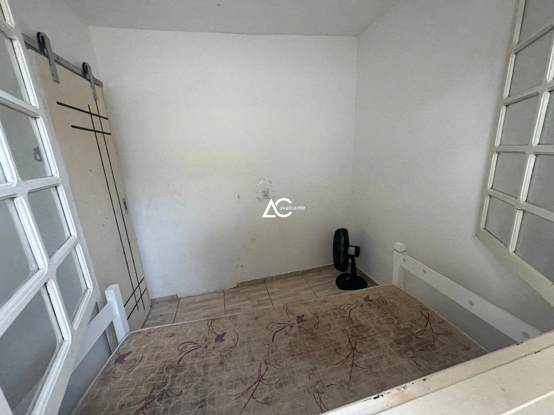 Washing machine in a 3-bedroom house, 360 m² — photo 39