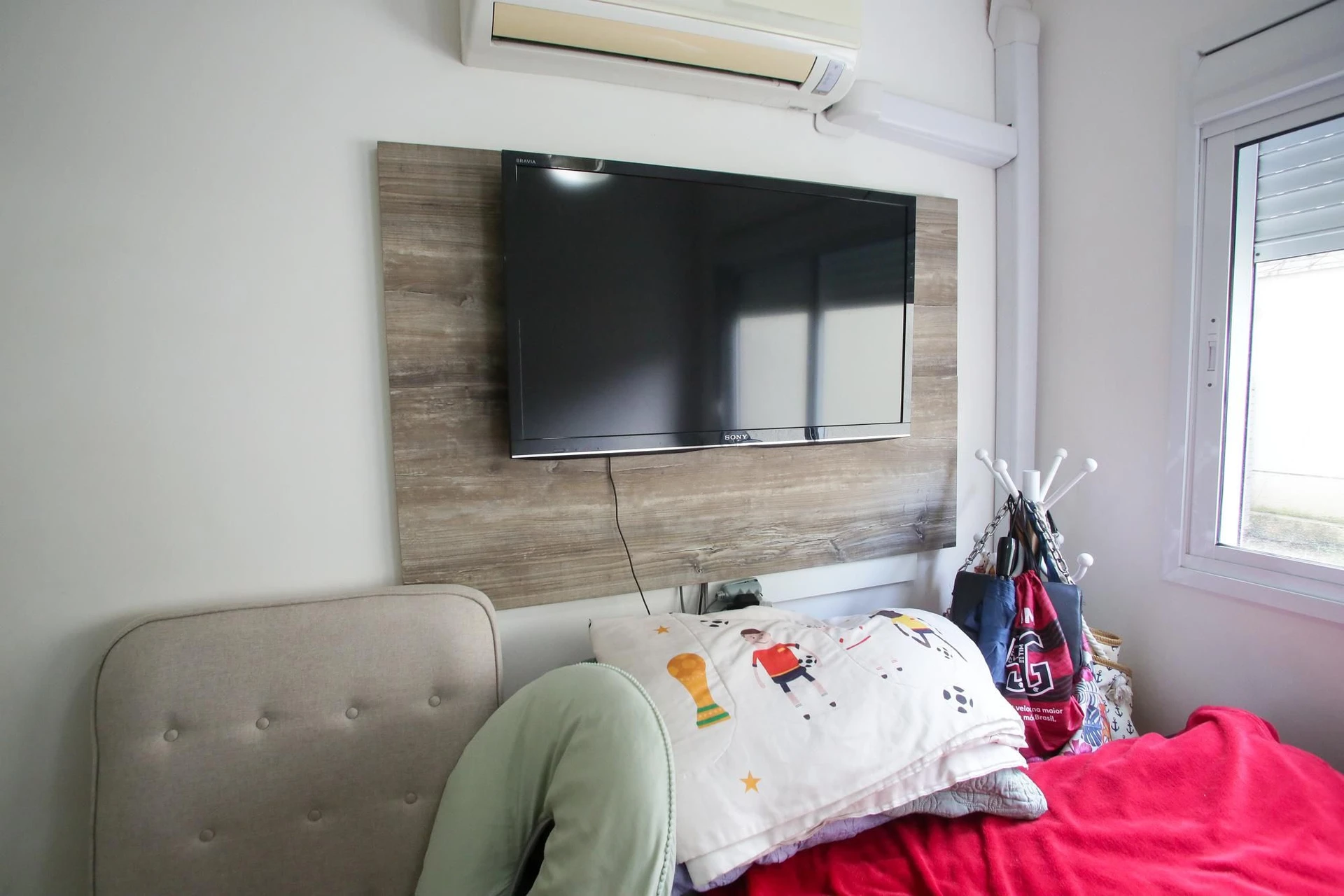 Furnished apartment with 2 bedrooms and open-plan gas kitchen — photo 28