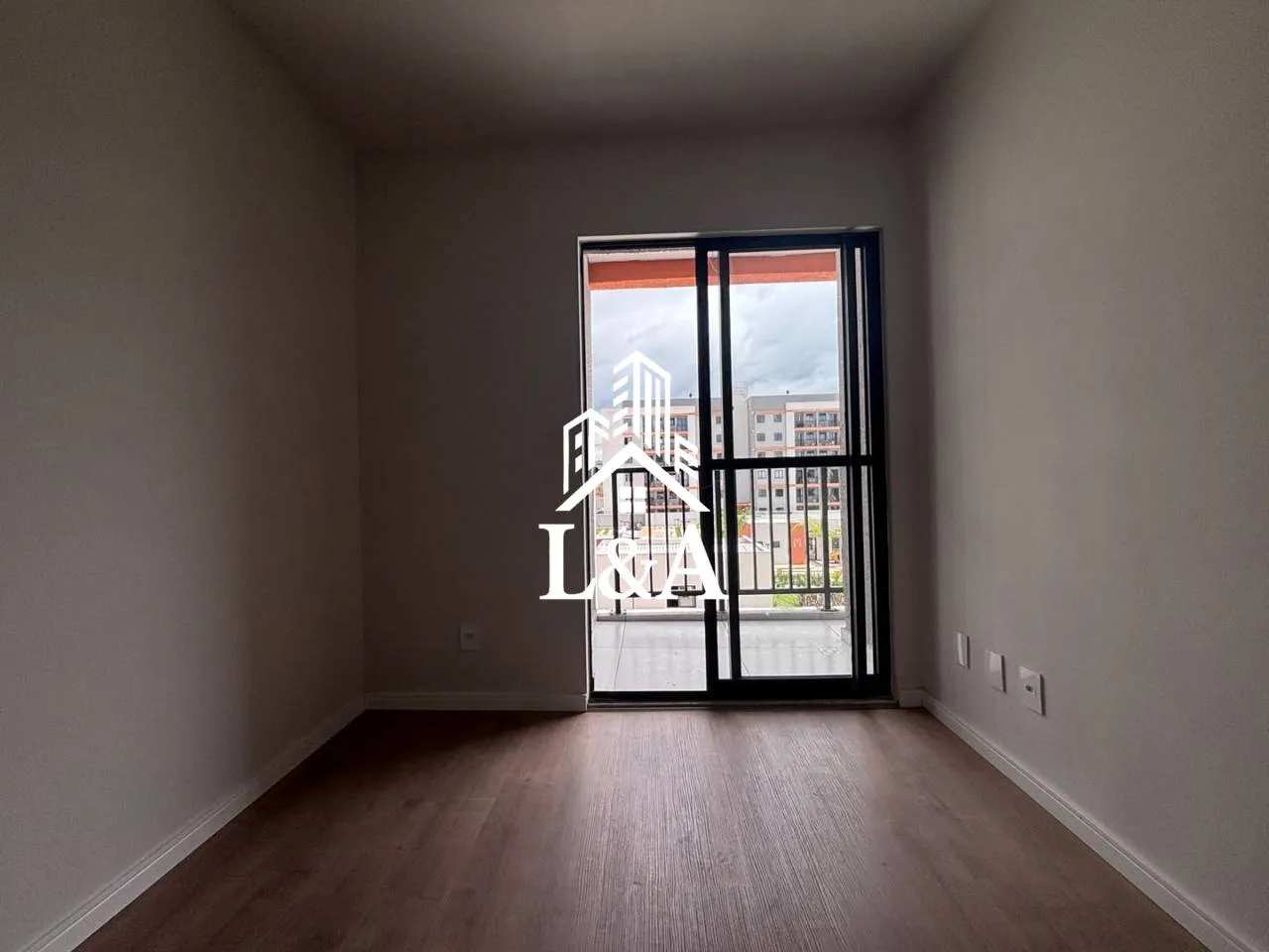 3-bedroom apartment in a building with a pool — photo 6