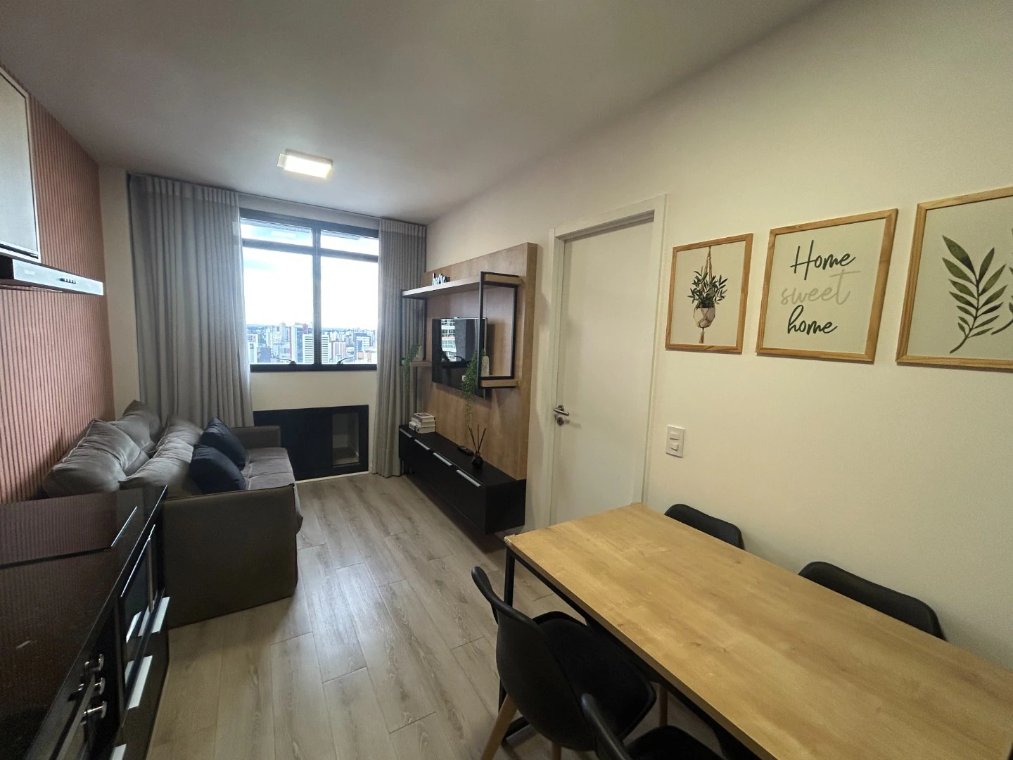 Apartamento de 1 dormitório com cozinha americana integrada — photo 2