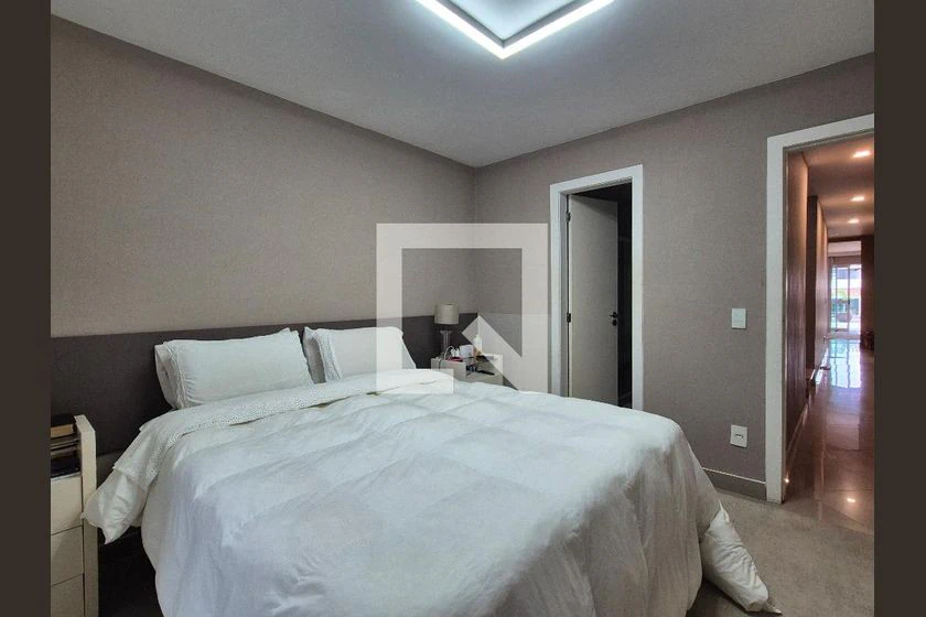 Apartment with 3 en-suites and 389 m², 4 parking — photo 13